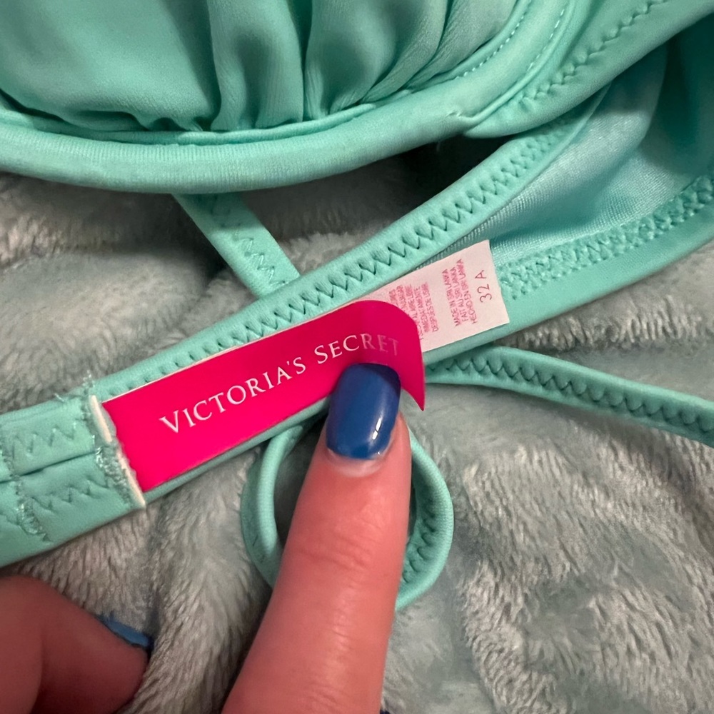 Bikini top bundle - Picture 3 of 8